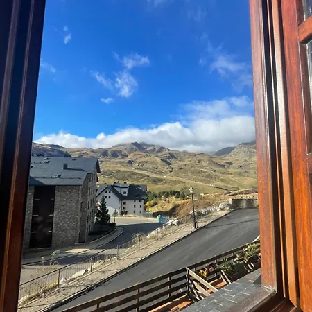En Con Vistas A La Montana Y Pistas De Esqui * Formigal